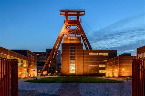 grootste steenkoolmijn europa|Zeche Zollverein 